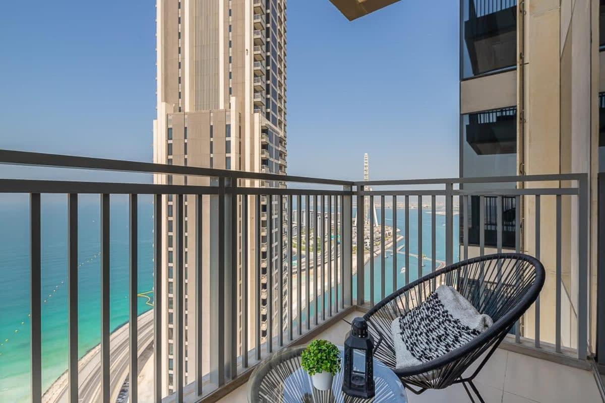 Frank Porter - 5242 EMAAR Tower Dubai Exterior foto